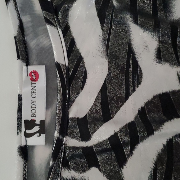 Body Central One-Shoulder Zebra Cheetah Print Ruched Bodycon Mini Dress Size M - Picture 6 of 7